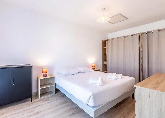 Gemma - 5 Min De La بيت للعطل *